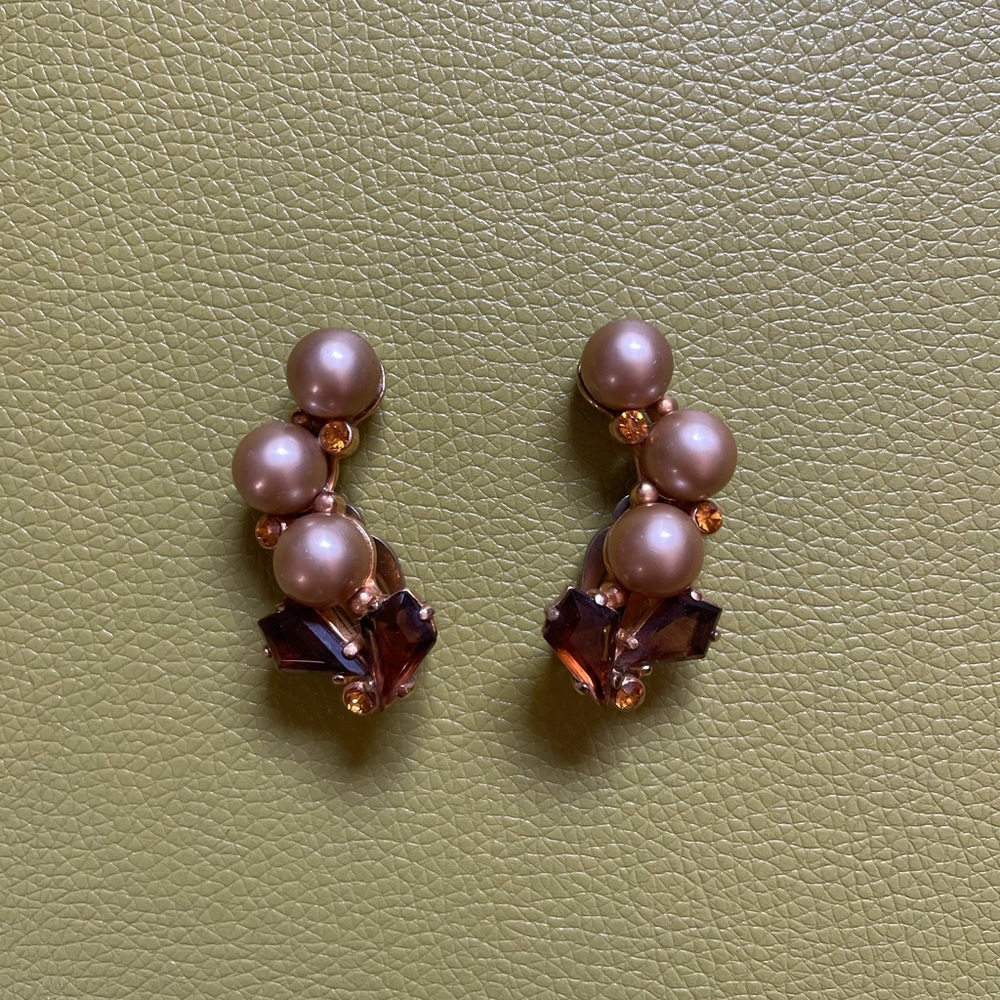 Vintage Schiaparelli Clip-On Earrings